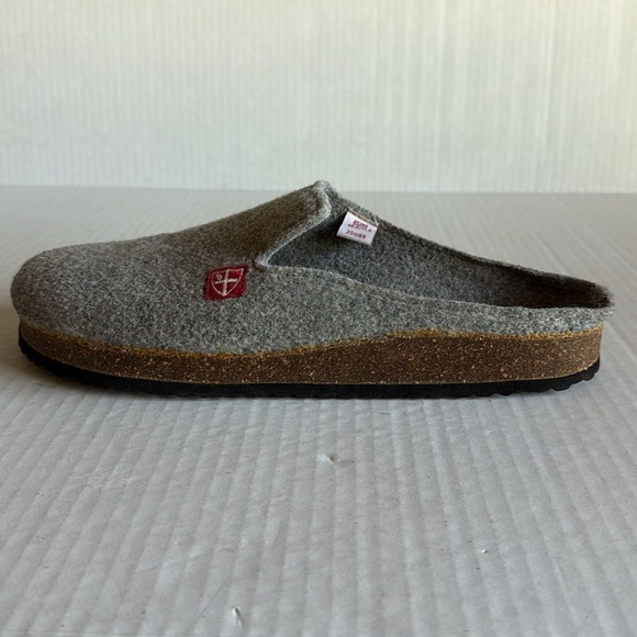 Tchibo Gray Wool Clogs - Picture 2 of 10